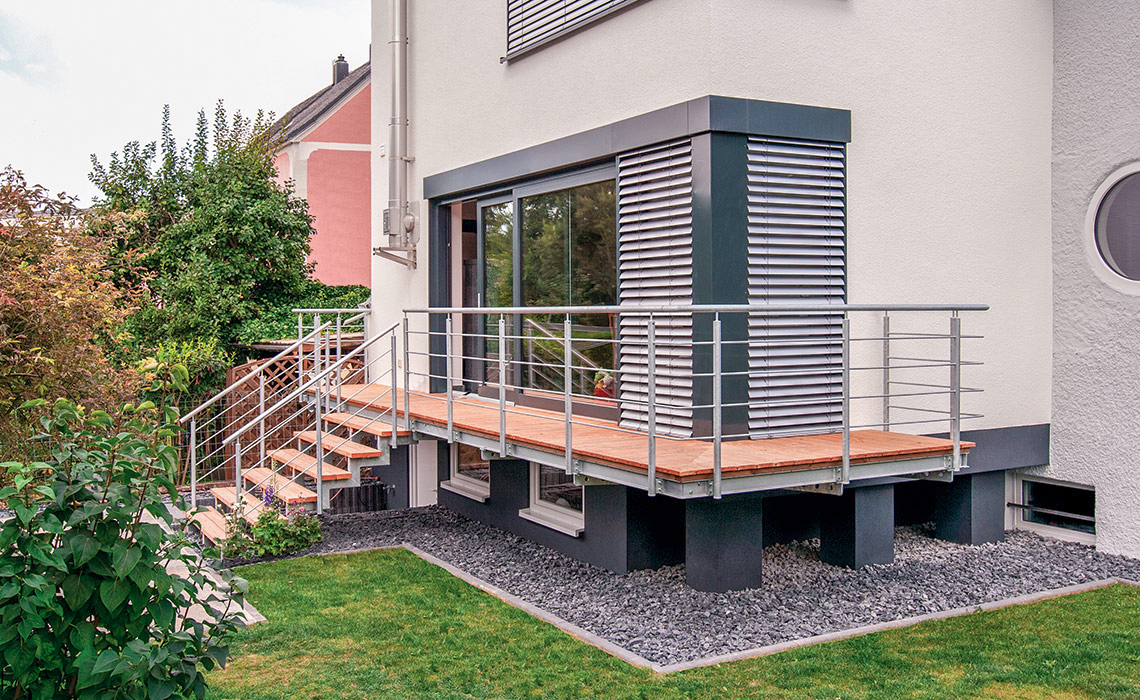 Balkone mit Treppe | MDK Metallbau